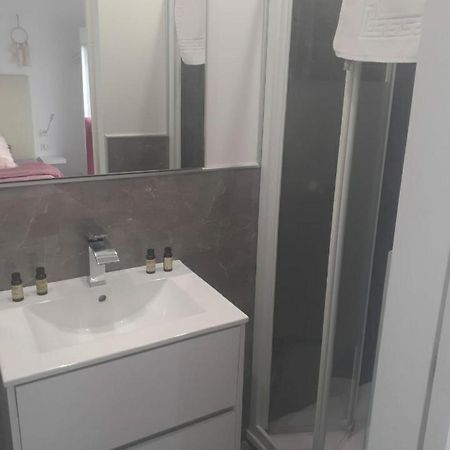 Love Room Seduction Tremblay-en-France Exteriör bild